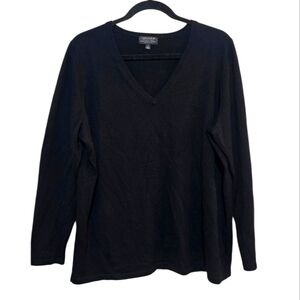 Lord & Taylor 100% Merino Wool V-Neck Sweater — Black Knit — Women’s Plus 1X